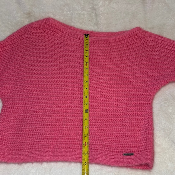 Abercrombie & Fitch Pink Off-Shoulder Romantic Knit Sweater - Picture 15 of 16